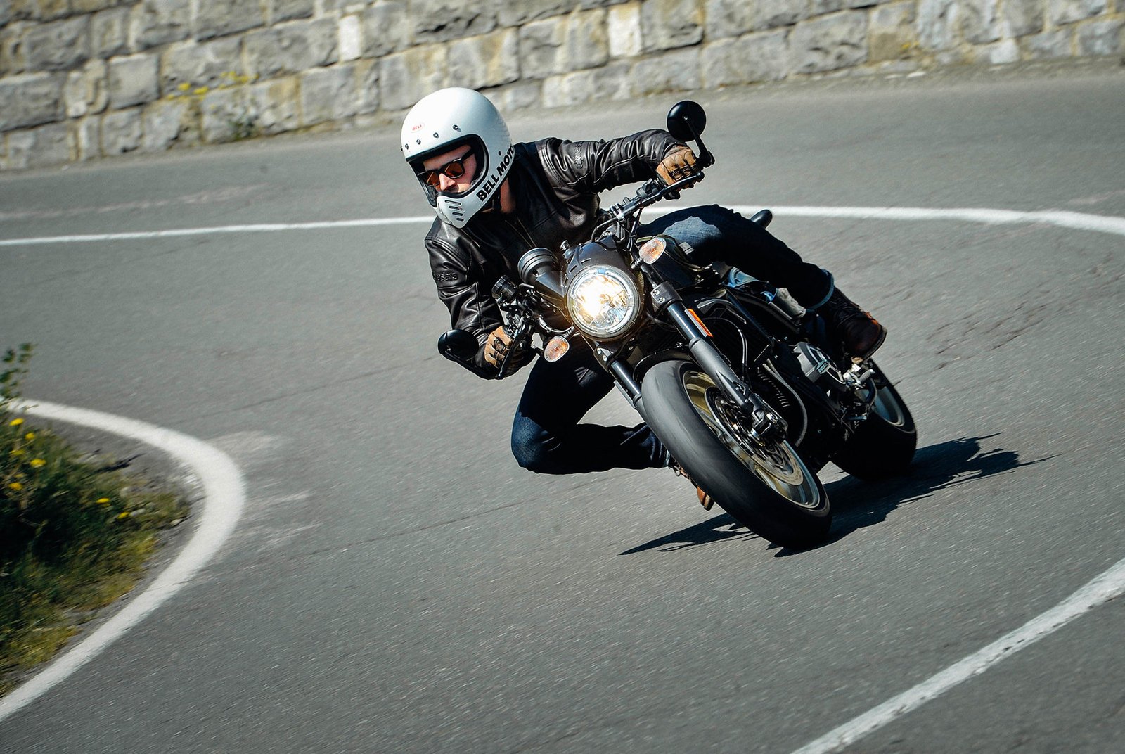 ducati cafe racer slide 5