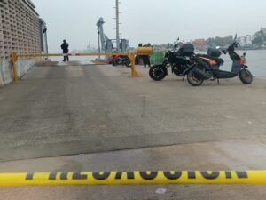 c5726087 dc75 43b5 81e3 317f7e6ef71f